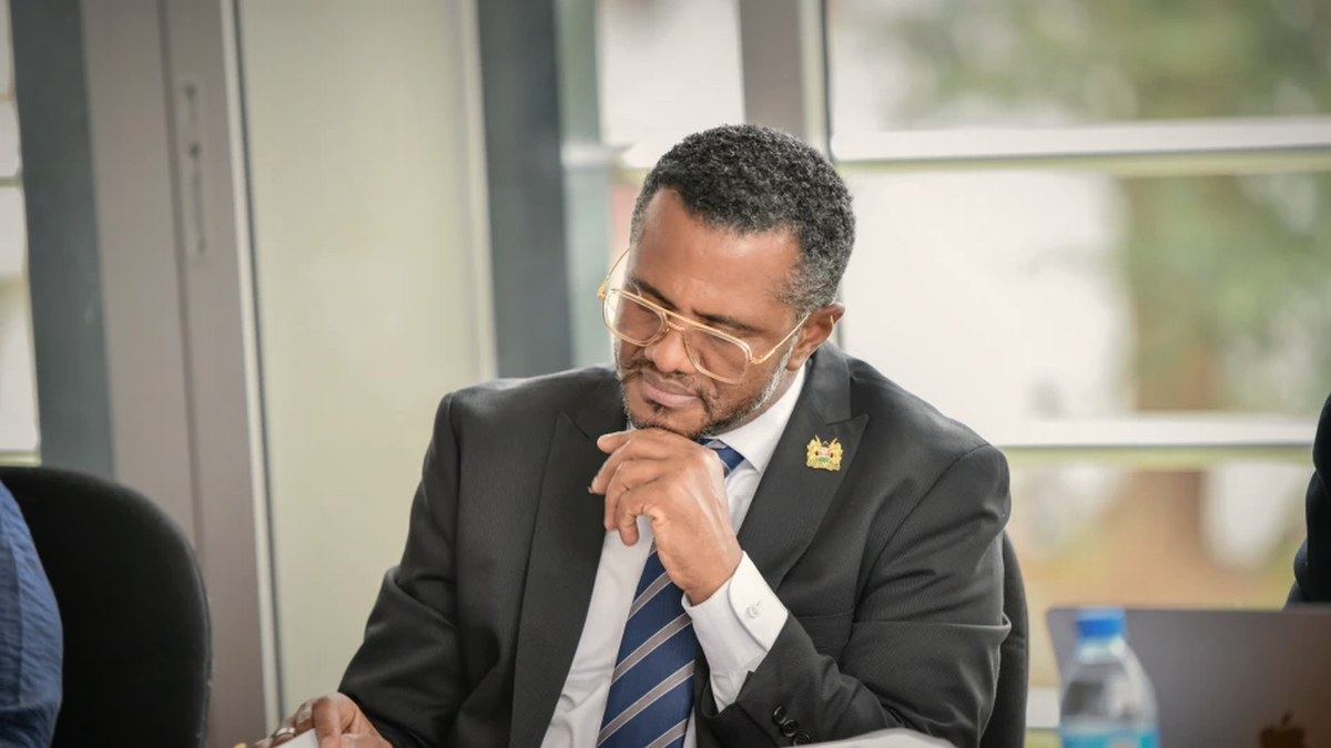 UDA's Hassan Omar faces IEBC panel over 'dead voters' remarks, says he was speaking figuratively